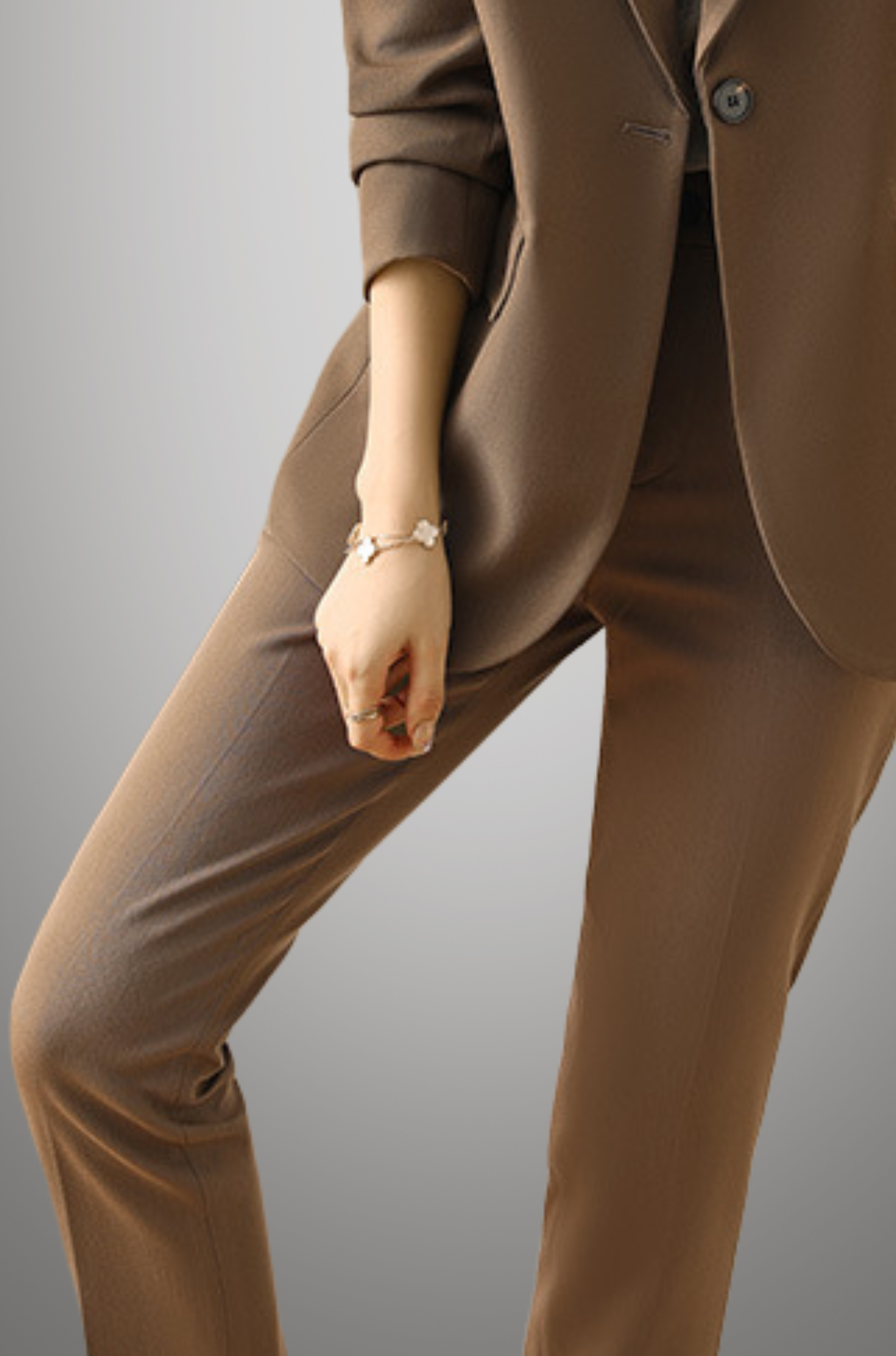 Mia - Classic Tailored Blazer Set for Woman