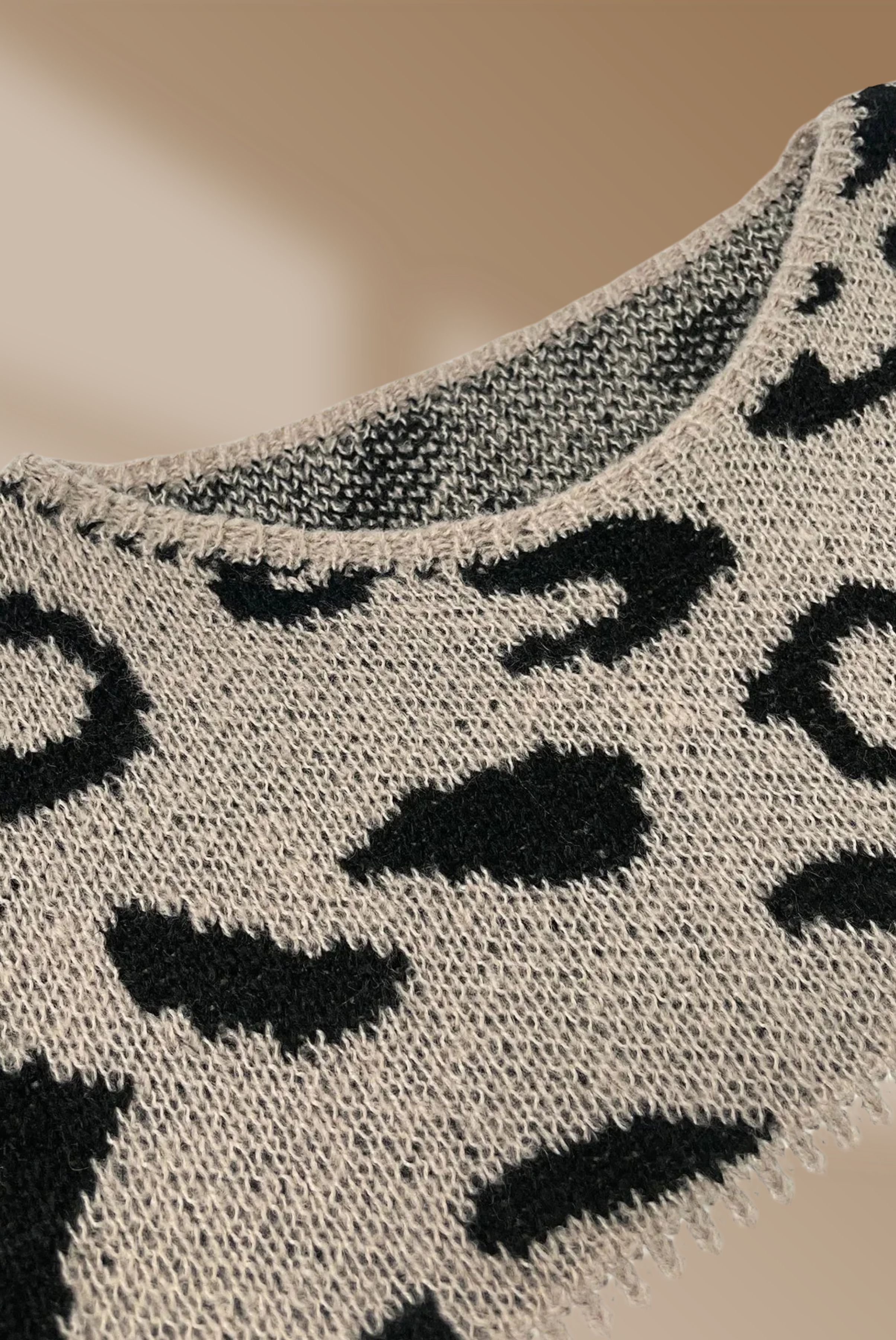 Meliora - Cozy Leopard Colorblock Sweater for Woman