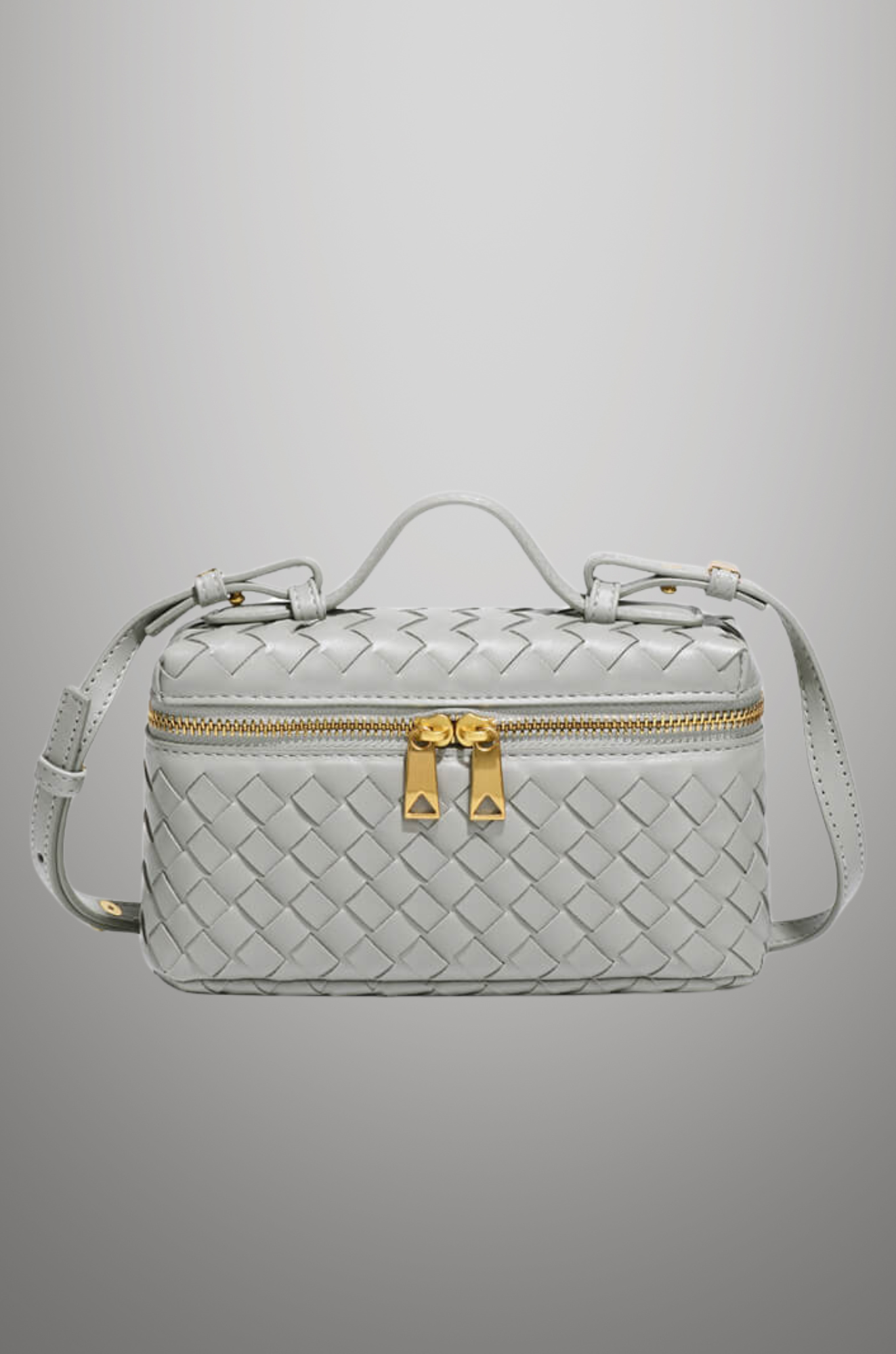 Tara - Elegant Woven Leather Bag for Woman