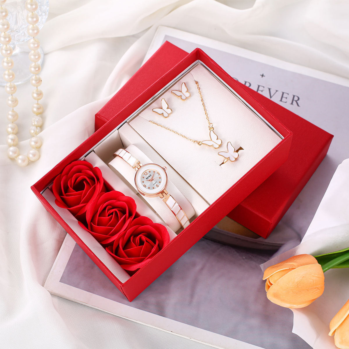 Elegant Necklace & Earrings Set with Roses – Perfect for Special Moments