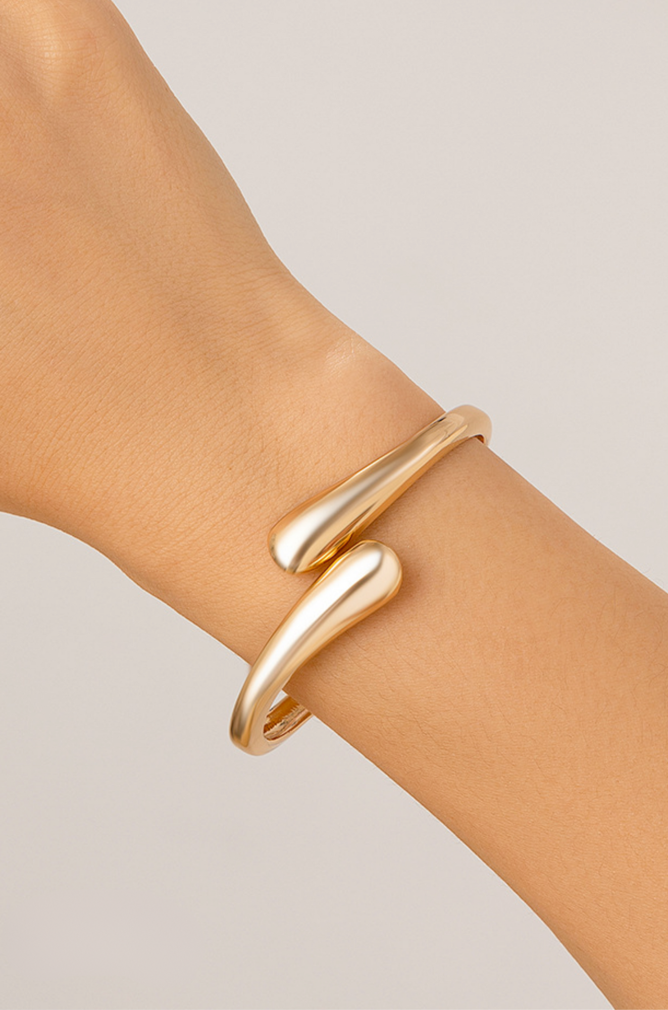 Elysian Bliss Bracelet - Splendid Tone Open Cuff for Woman