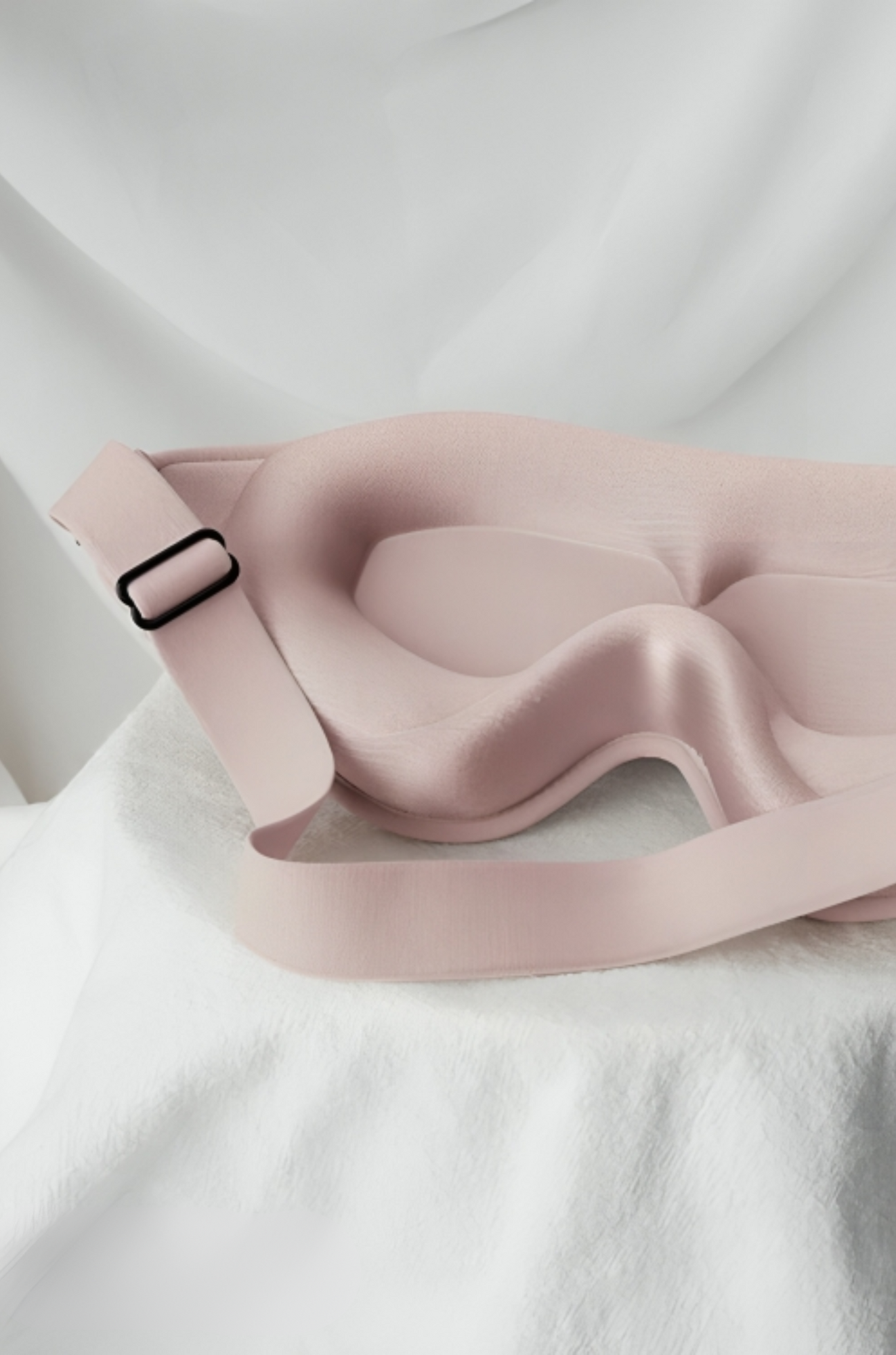 Deep Sleep Mask - Uninterrupted Rest for Ultimate Comfort for Woman