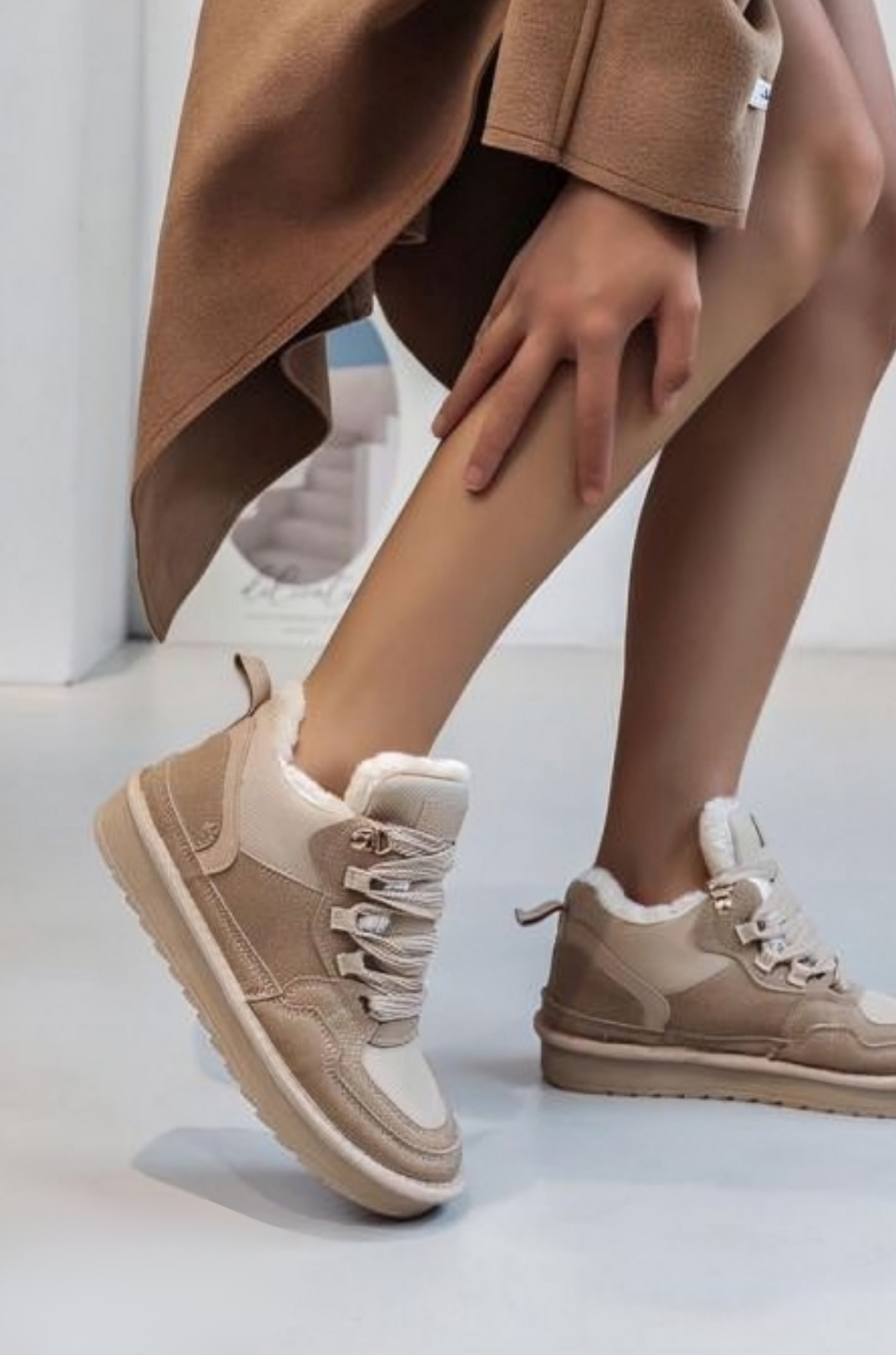 MAE - Lux Fleece Sneaker