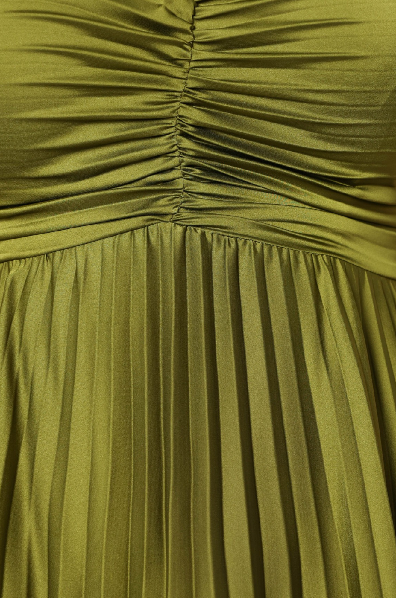 Aiah - Elegant Pleated Maxi Dress for Woman
