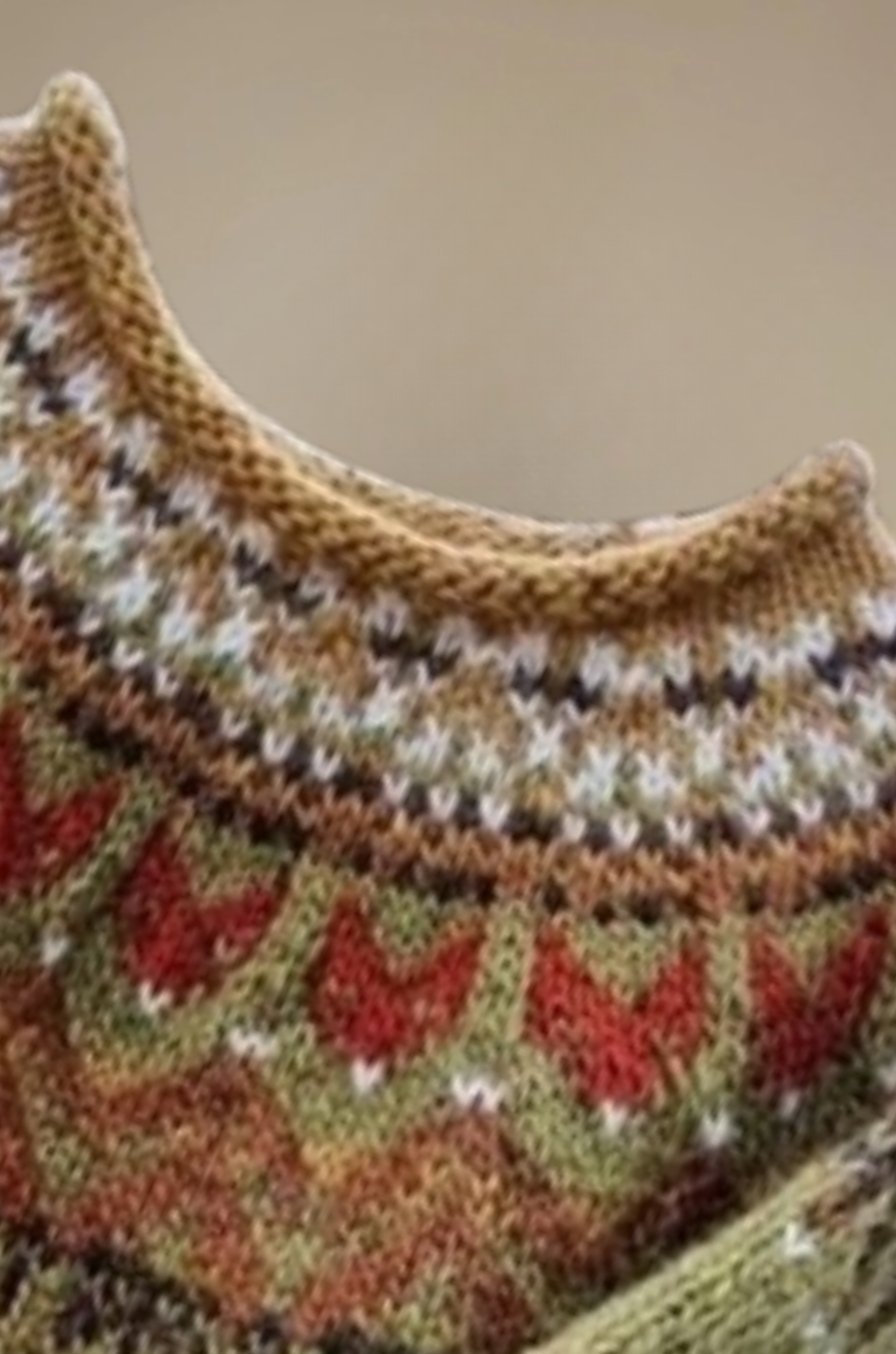 Aveline - Hand-Knitted Nordic Wool Sweater for Woman