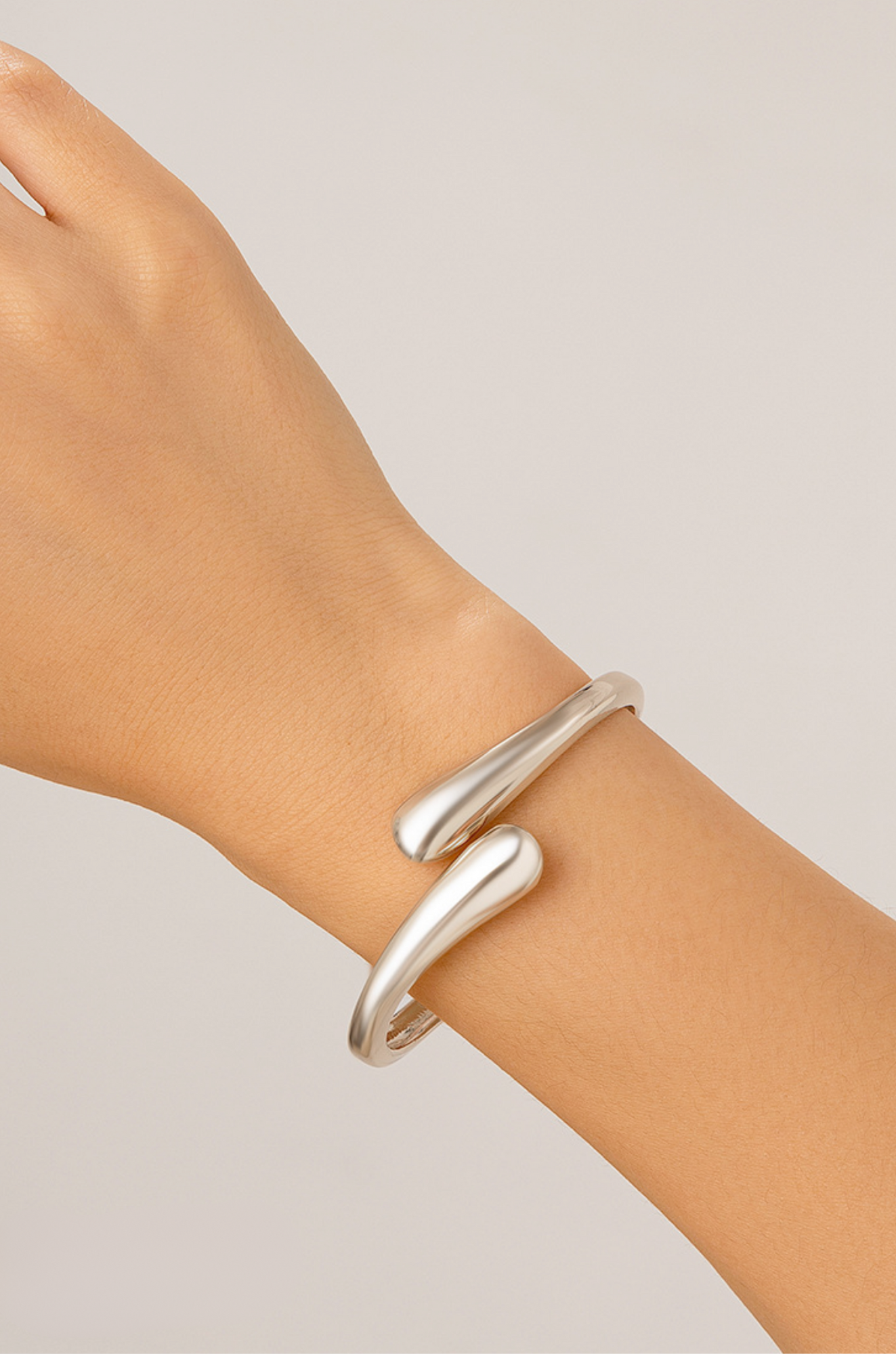 Elysian Bliss Bracelet - Splendid Tone Open Cuff for Woman