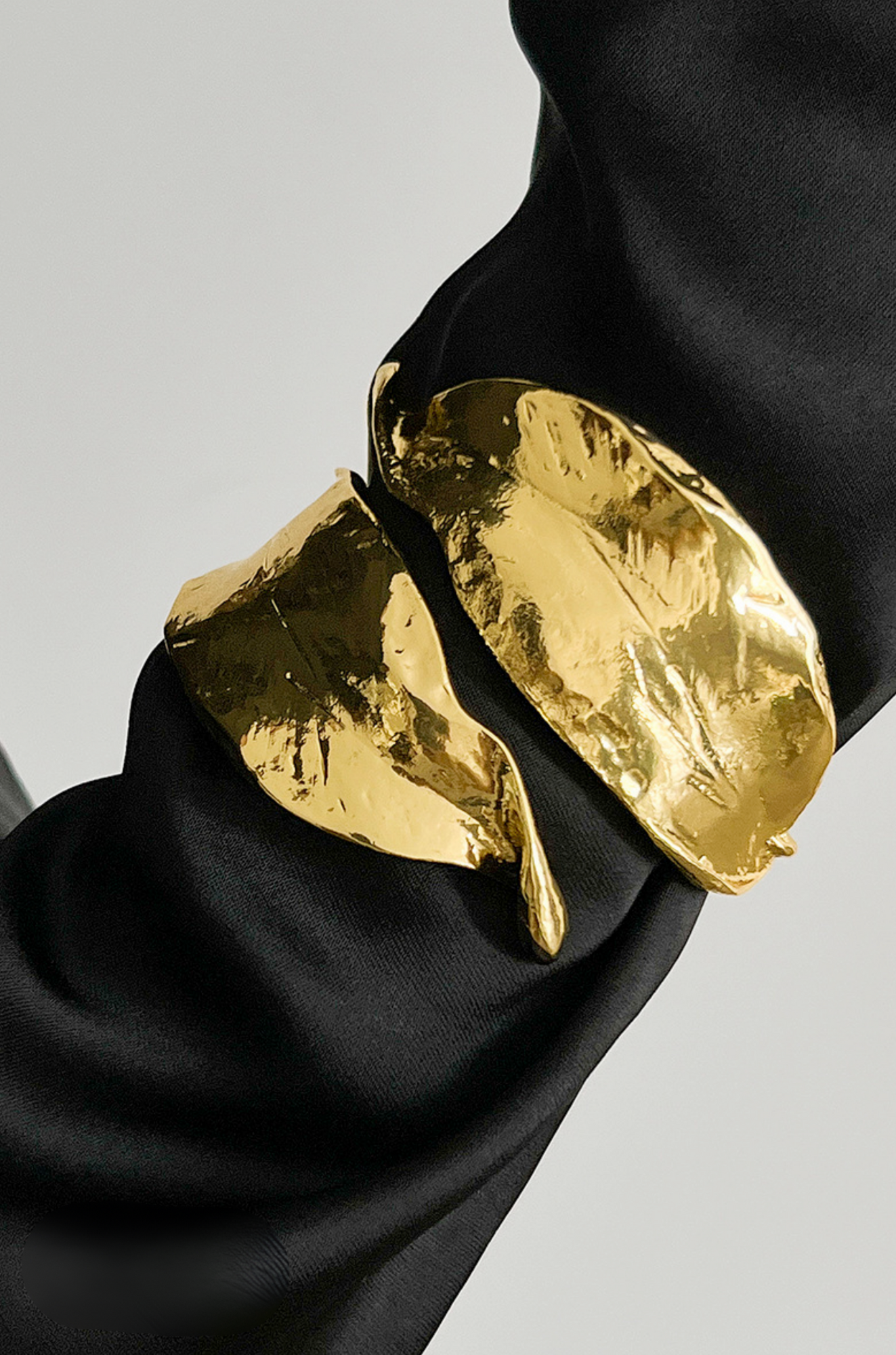 Celestia Pearl Band - Exquisite Leaf Cuff Bracelet for Woman