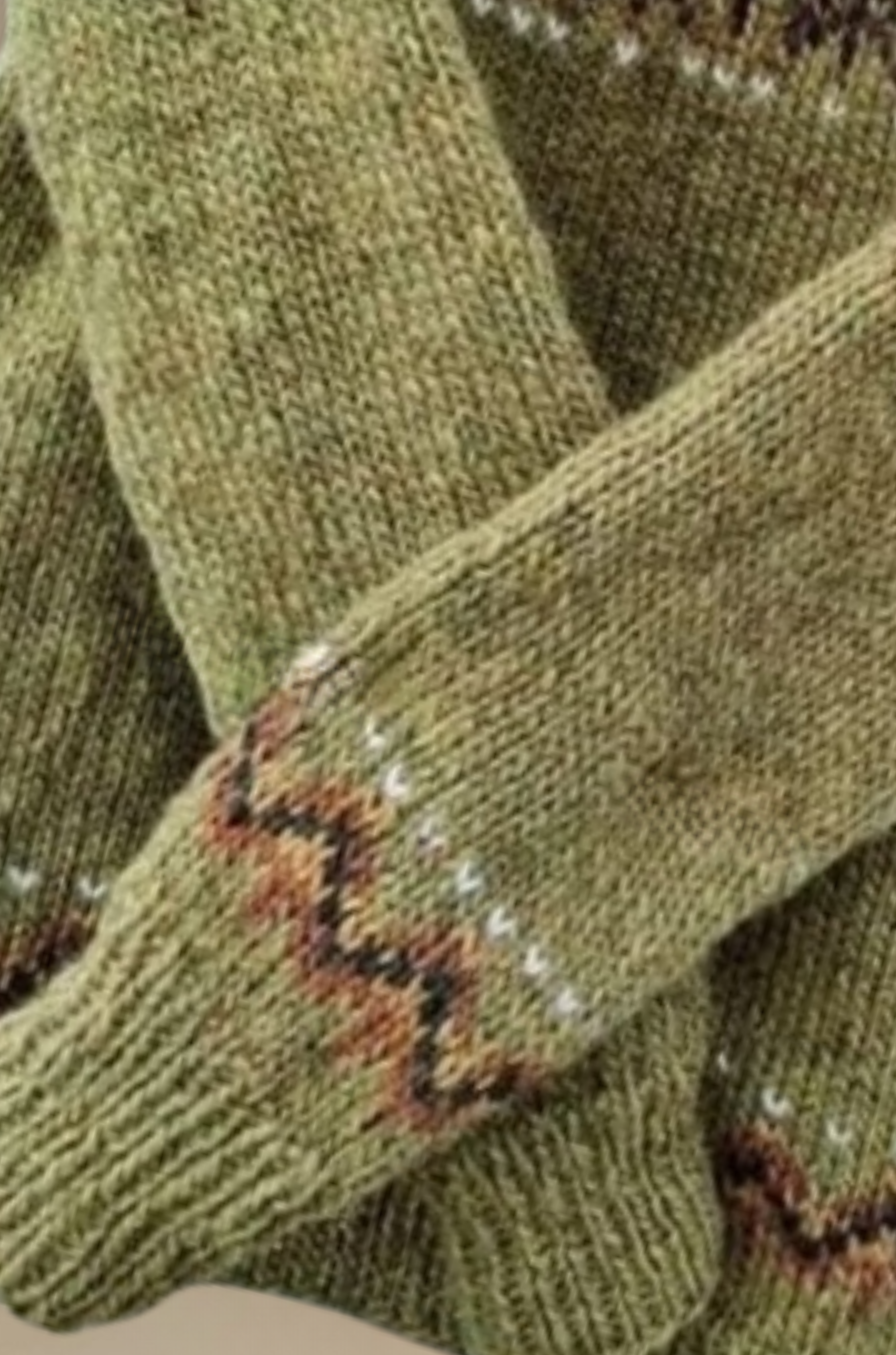Aveline - Hand-Knitted Nordic Wool Sweater for Woman