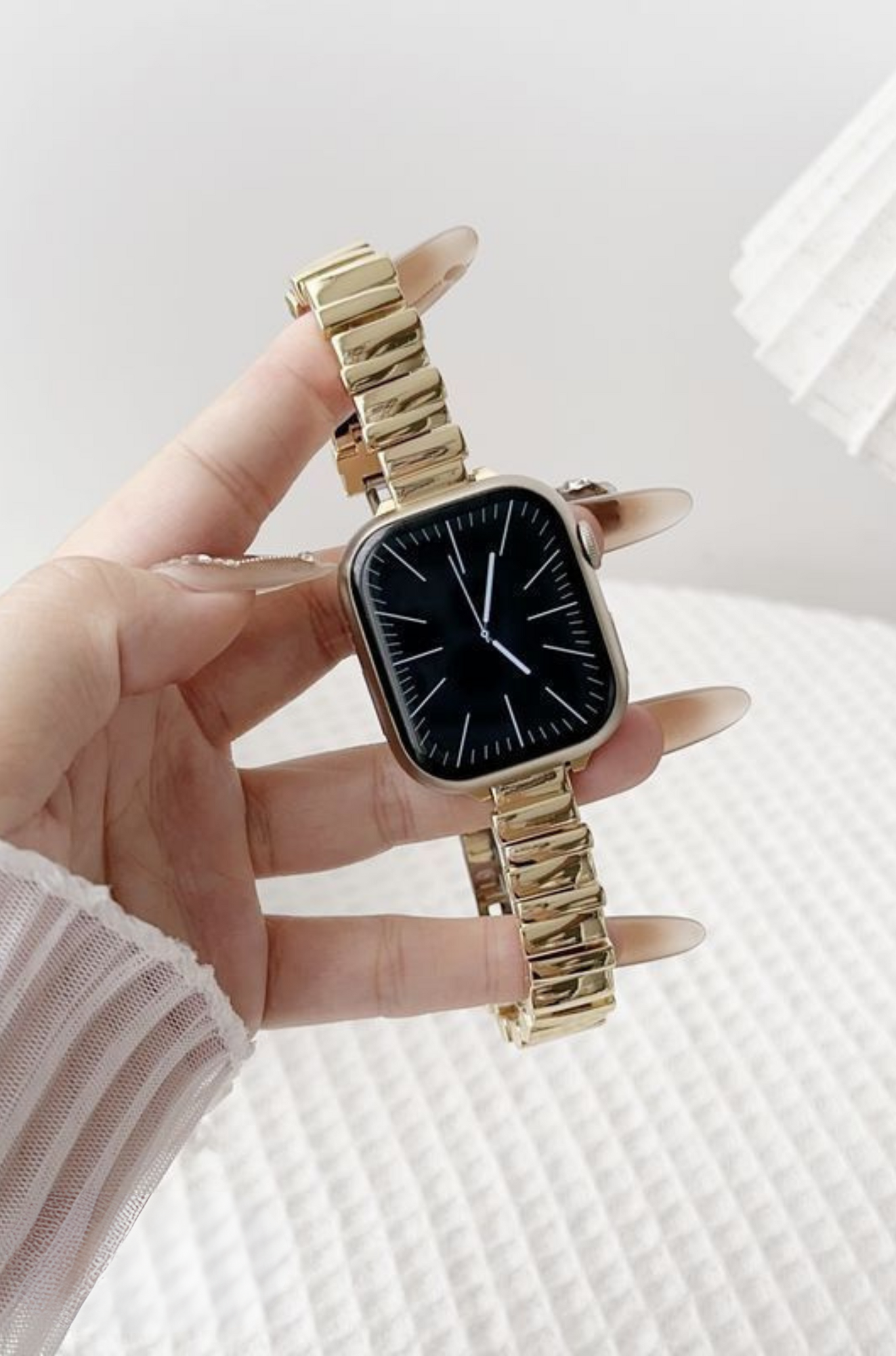 Stainless Steel Band Apple Watch - Durable Accessory for Woman