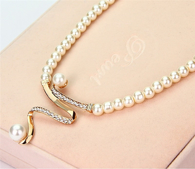 Pearl Jewelry Gift Set – A Touch of Elegance